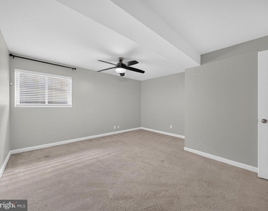 7648 Fairbanks Court - Photo Thumbnail 26