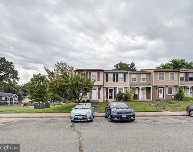 7648 Fairbanks Court - Photo Thumbnail 36