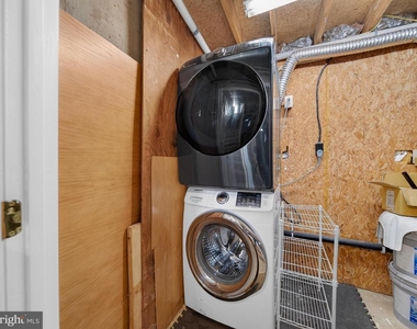7648 Fairbanks Court - Photo Thumbnail 29