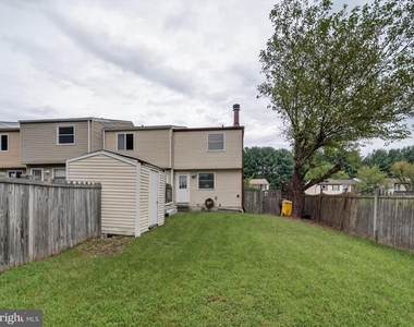 7648 Fairbanks Court - Photo Thumbnail 32