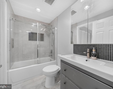 7648 Fairbanks Court - Photo Thumbnail 15