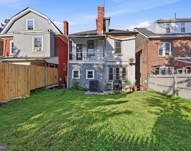 705 W 19th Street - Photo Thumbnail 24