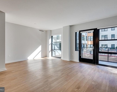 1625 Eckington Place Ne - Photo Thumbnail 11