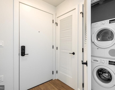 1625 Eckington Place Ne - Photo Thumbnail 18