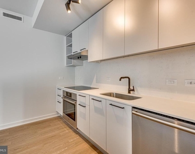 1625 Eckington Place Ne - Photo Thumbnail 6