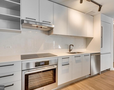 1625 Eckington Place Ne - Photo Thumbnail 7
