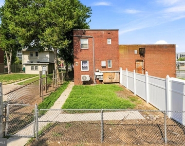 4117 Minnesota Avenue Ne - Photo Thumbnail 15