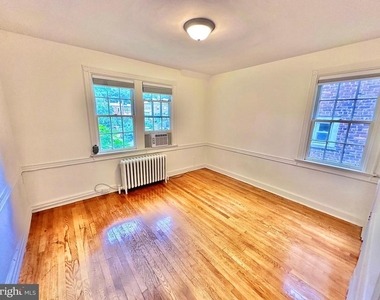 4422 Greenwich Parkway Nw - Photo Thumbnail 26