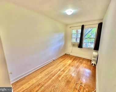 4422 Greenwich Parkway Nw - Photo Thumbnail 31