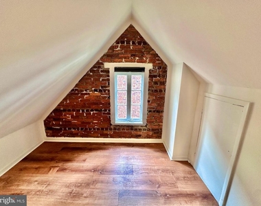 4422 Greenwich Parkway Nw - Photo Thumbnail 44