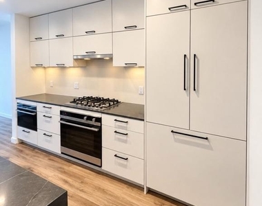 1500 Harry Thomas Way Ne - Photo Thumbnail 4