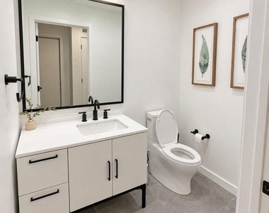 1500 Harry Thomas Way Ne - Photo Thumbnail 19