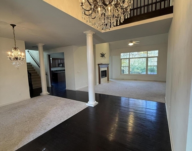 18145 Shoreline Court - Photo Thumbnail 3