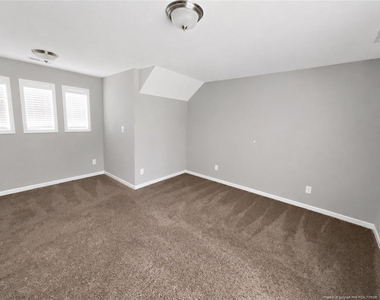 143 Ledgerbrook Lane - Photo Thumbnail 16