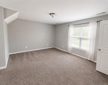 143 Ledgerbrook Lane - Photo Thumbnail 15