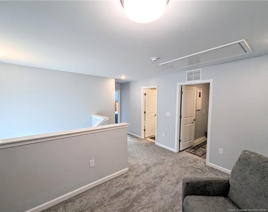 5723 Kalamata Drive - Photo Thumbnail 15