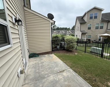 1008 Midtowne Way - Photo Thumbnail 19