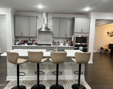 1205 Spring Wheat Court - Photo Thumbnail 14