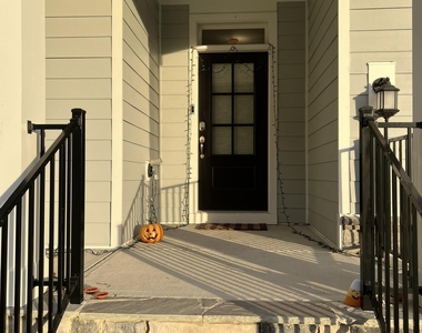 1205 Spring Wheat Court - Photo Thumbnail 4