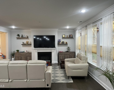1205 Spring Wheat Court - Photo Thumbnail 21