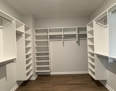 152 Highpointe Drive - Photo Thumbnail 26