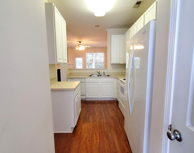 8206 City Loft Court - Photo Thumbnail 2