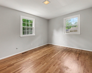 5001 Yadkin Drive - Photo Thumbnail 4