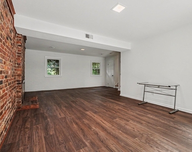 5001 Yadkin Drive - Photo Thumbnail 14