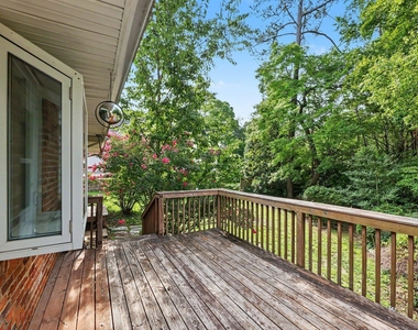 5001 Yadkin Drive - Photo Thumbnail 9