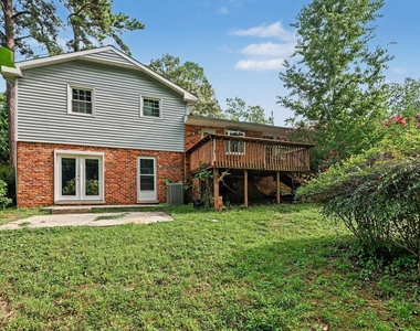 5001 Yadkin Drive - Photo Thumbnail 11
