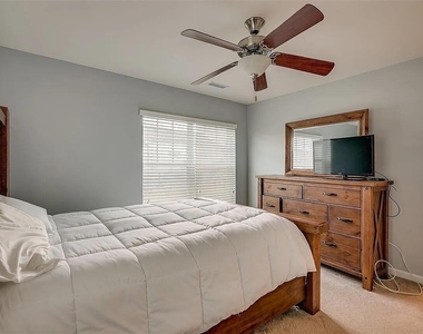 1304 Cozart Street - Photo Thumbnail 13