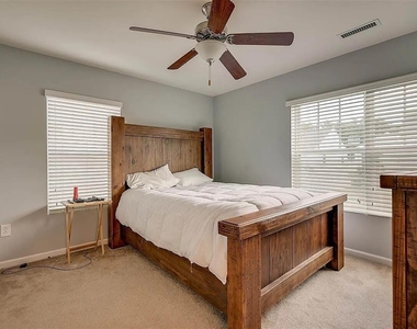 1304 Cozart Street - Photo Thumbnail 12