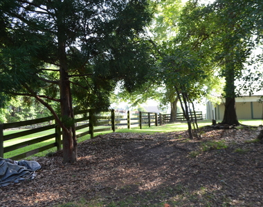 1212 Happy Hunting Hills Drive - Photo Thumbnail 7