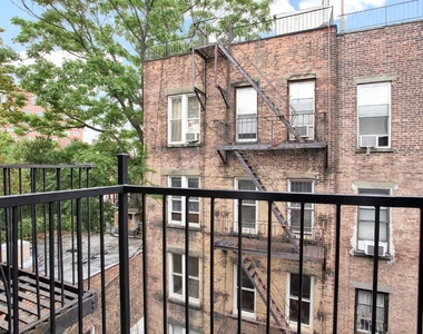53 Leroy St., Unit 5d - Photo Thumbnail 3