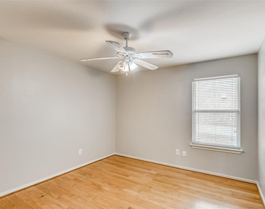 1504 Julianas Way - Photo Thumbnail 12