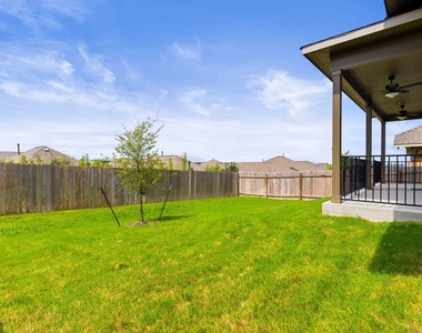 607 Allende Bnd - Photo Thumbnail 37