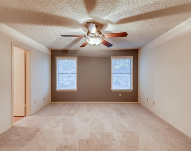 14008 Maricella Ln - Photo Thumbnail 8