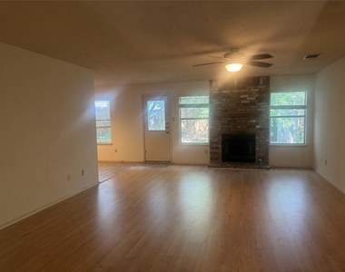14008 Maricella Ln - Photo Thumbnail 16