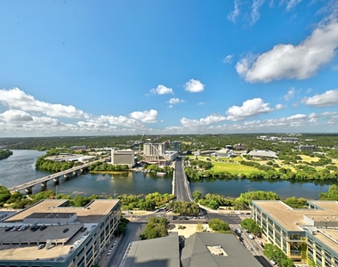 210 Lavaca St - Photo Thumbnail 20