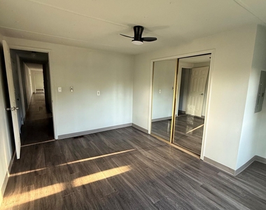 20604 Delorio St - Photo Thumbnail 8