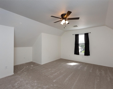 2571a Georgian Dr - Photo Thumbnail 25