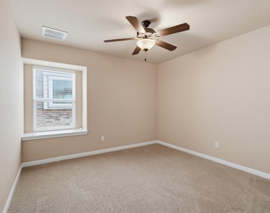 6033 Roma St - Photo Thumbnail 20