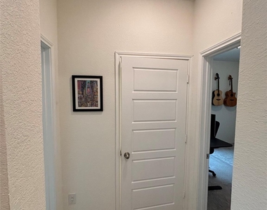 8013 Philbrook Dr - Photo Thumbnail 3