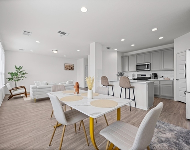 6915 Tiznow Ln - Photo Thumbnail 8