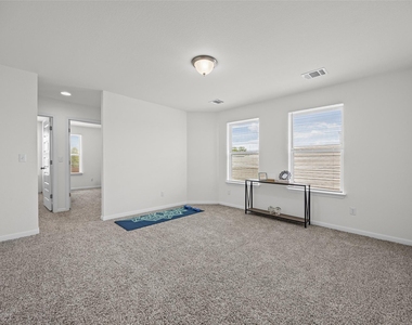 6915 Tiznow Ln - Photo Thumbnail 11