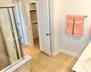 1108 Laceflower Ln - Photo Thumbnail 18