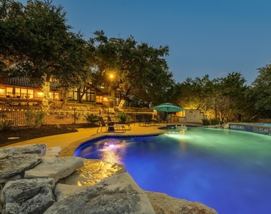 813 Moonlight Bay Dr - Photo Thumbnail 10