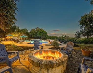 813 Moonlight Bay Dr - Photo Thumbnail 15