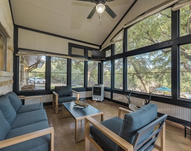813 Moonlight Bay Dr - Photo Thumbnail 17
