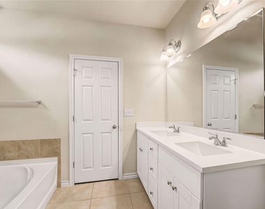 5809 Lehman Way - Photo Thumbnail 15